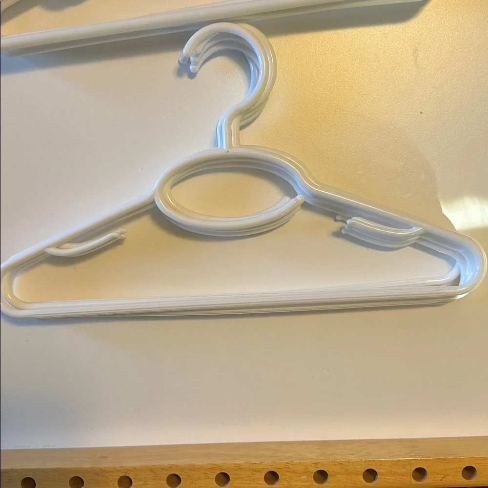 30 LIKE NEW Heavyweight White 12” Hangers